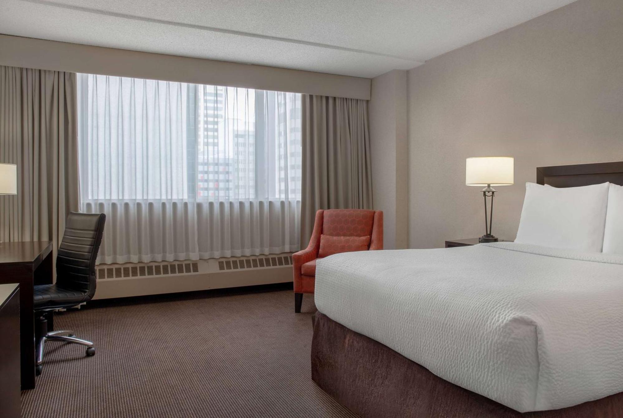 Ramada Plaza By Wyndham Calgary Downtown Hotell Eksteriør bilde